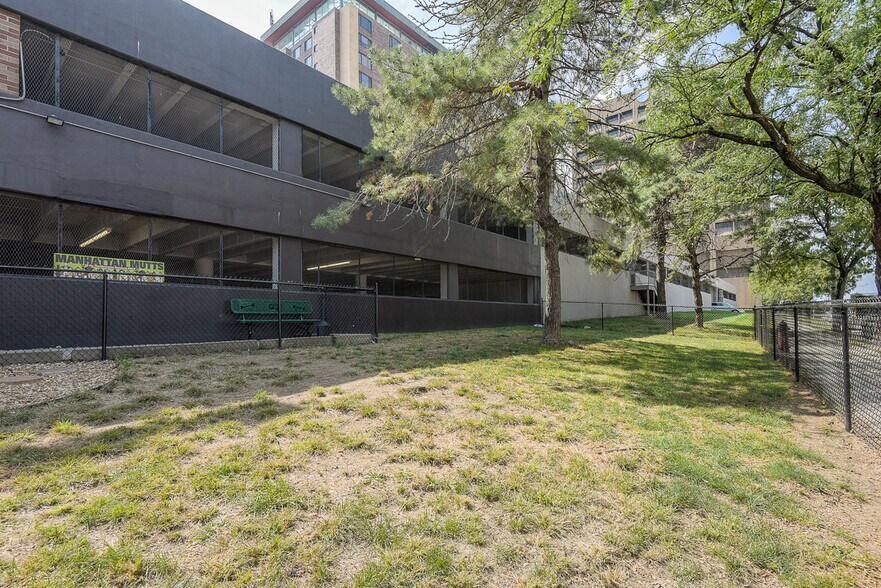 More Photos Of 700 E 8th St, Kansas City Apartments For Lease