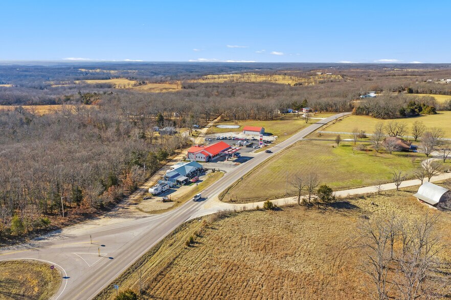 More Photos Of 7 Honey Springs Loop, Brumley Service Station For Sale