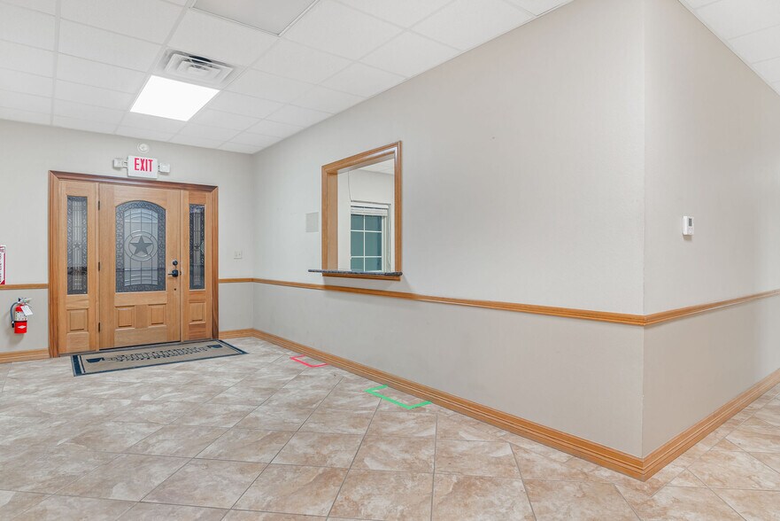 More Photos Of 2753 SH 322 Hwy, Longview Office Residential For Sale