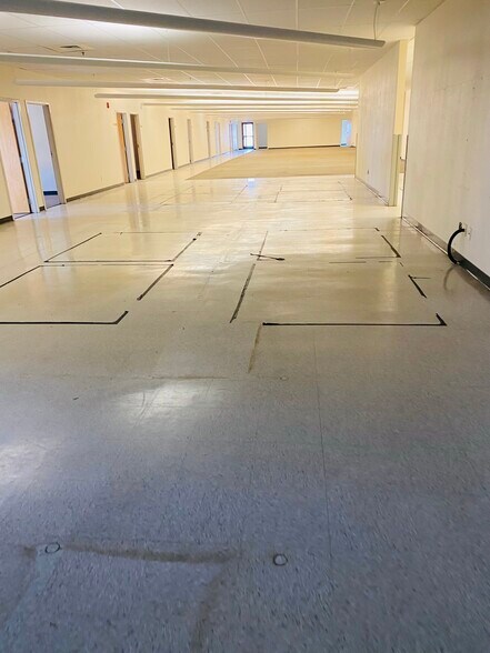 More Photos Of 1400 E Lincoln St, Gillette Warehouse For Lease