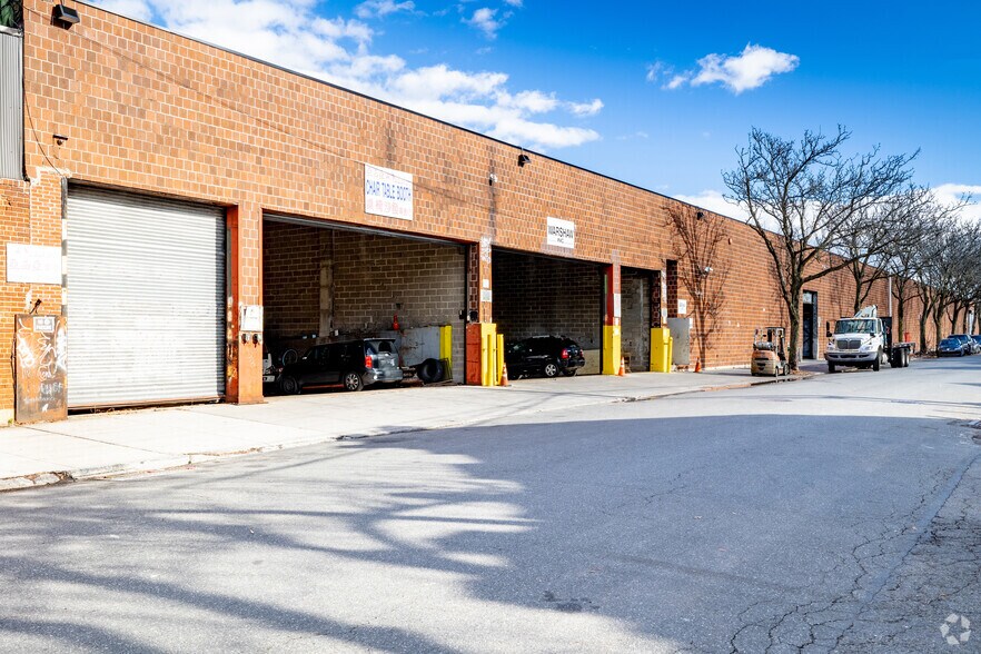 More Photos Of 63-15 Traffic Ave, Ridgewood Warehouse For Lease