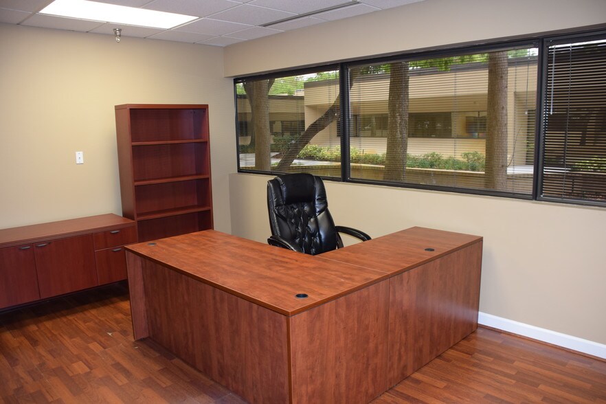 More Photos Of 2605 Maitland Center Pky, Maitland Office For Lease