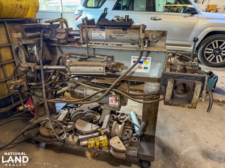 More Photos Of SR-5 S, Marion General Retail For Sale