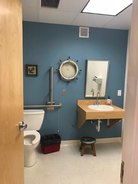 More Photos Of 901 Ethan Allen Hwy, Ridgefield Office For Sale