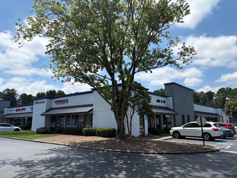 Primary Photo Of 6000 Dawson Blvd, Norcross Unknown For Lease