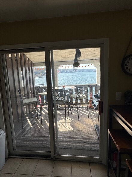 More Photos Of 7 Boardwalk, Sparta Restaurant For Sale