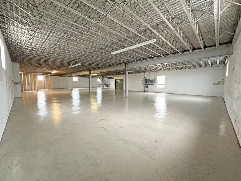 More Photos Of 810 Ramseur St, Durham Warehouse For Lease