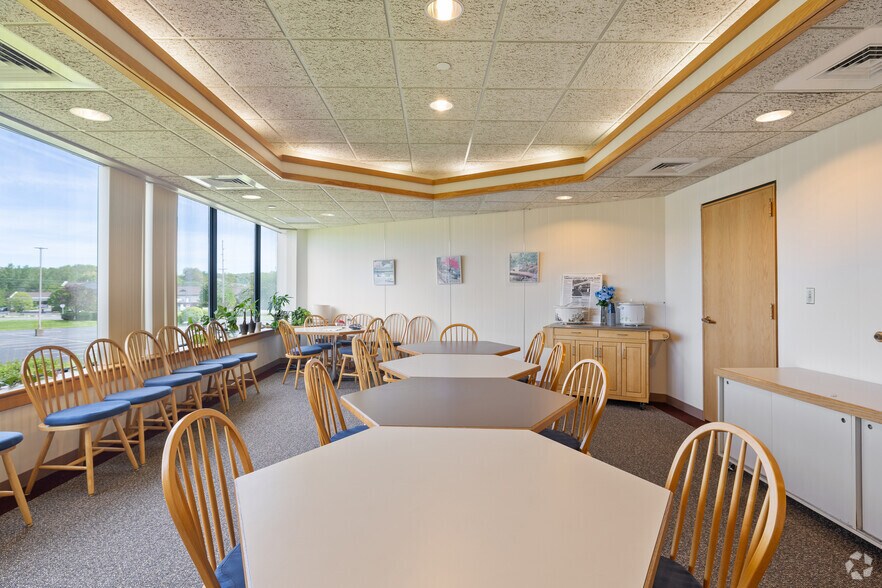 More Photos Of 1 Redcom Ctr, Victor Office For Sale