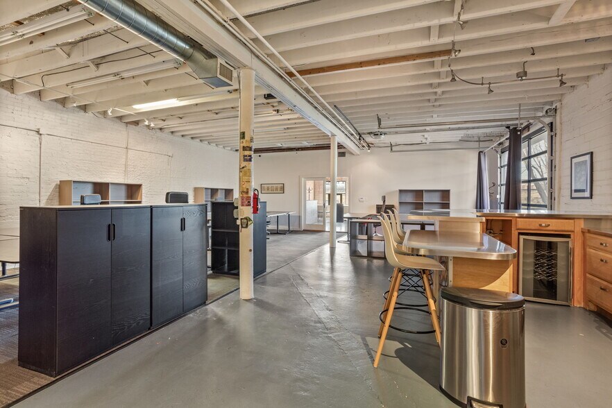 More Photos Of 1201 E 3rd St, Tulsa Freestanding For Lease