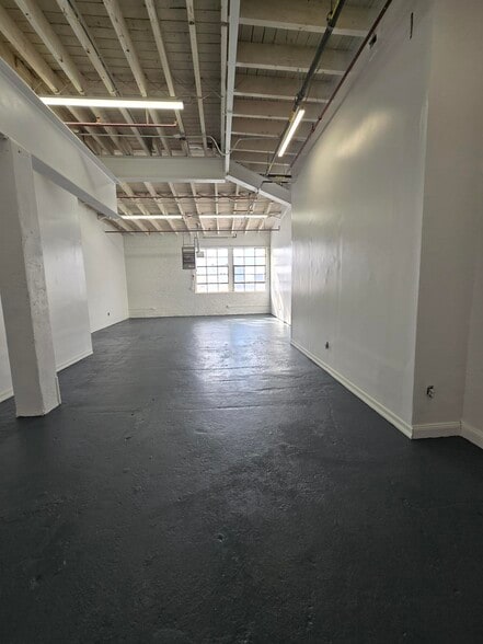 More Photos Of 365-381 canal Pl, Bronx Manufacturing For Lease
