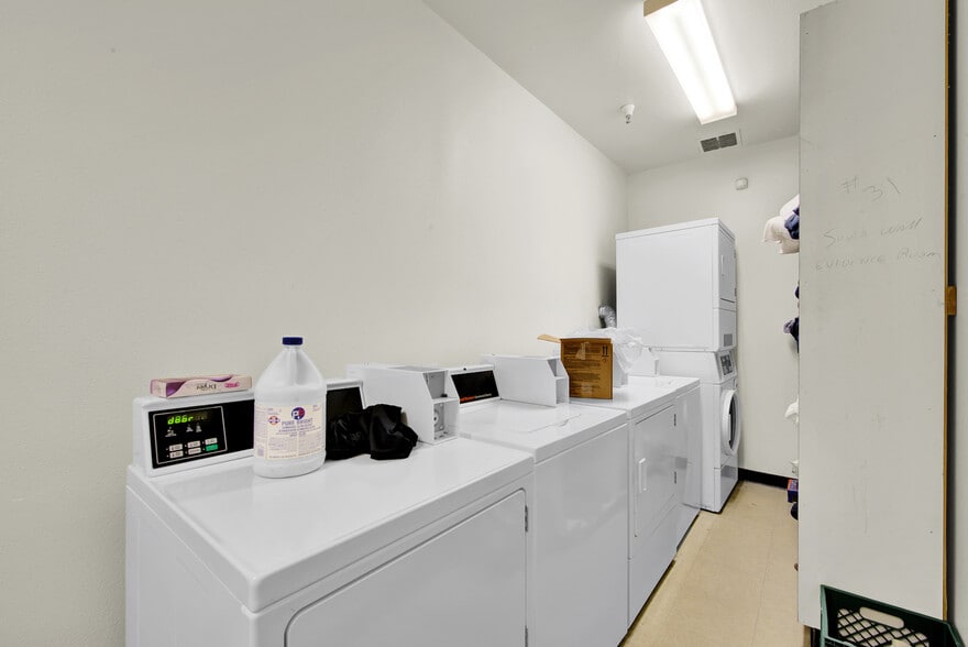 More Photos Of 814 Court St, Woodland Rehabilitation Center For Sale