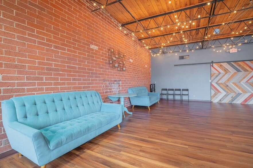 More Photos Of 48 Griffin St, McDonough Storefront For Sale