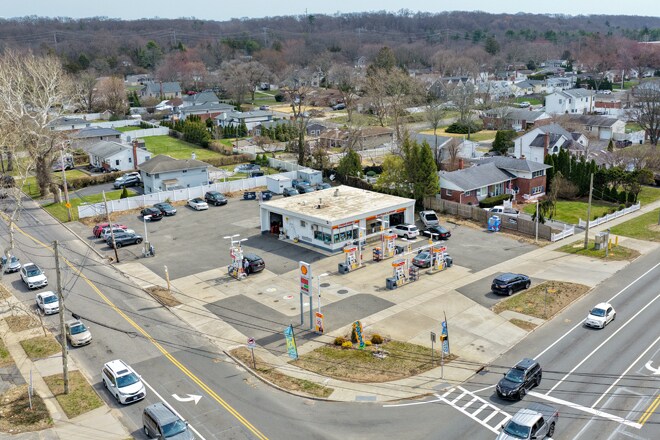 Primary Photo Of 444 Commack Rd, Commack Land For Lease