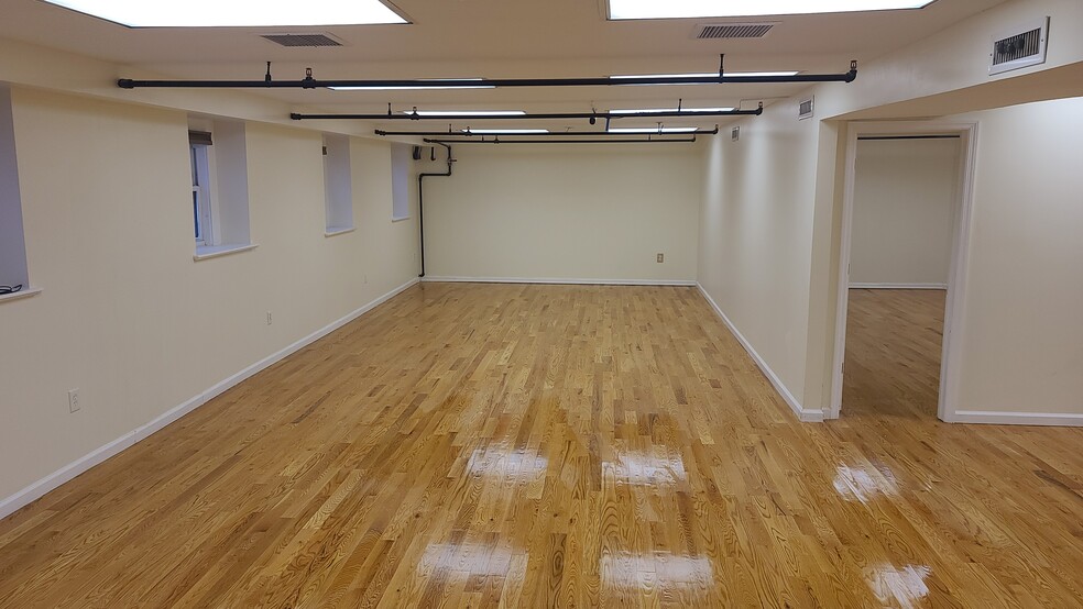 More Photos Of 50 Pine St, New Rochelle Manufacturing For Lease