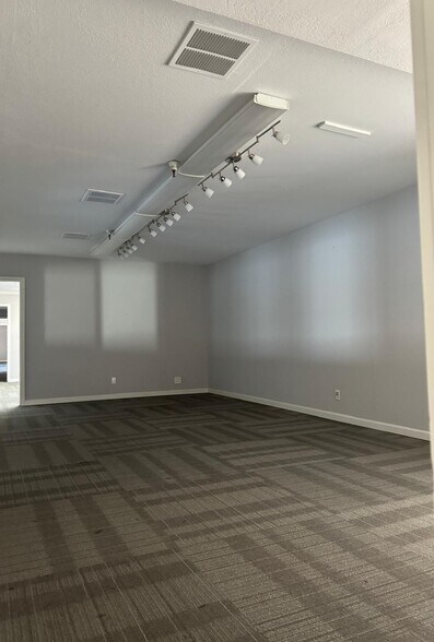 More Photos Of 1868-1872 Stone Ave, San Jose Manufacturing For Lease