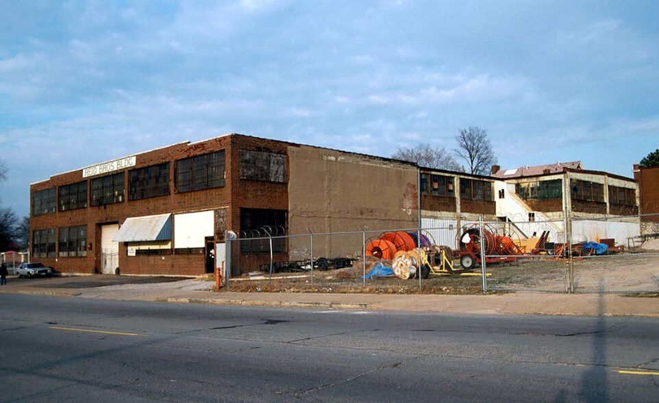 More Photos Of 900-908 Hodiamont Ave, Saint Louis Warehouse For Sale