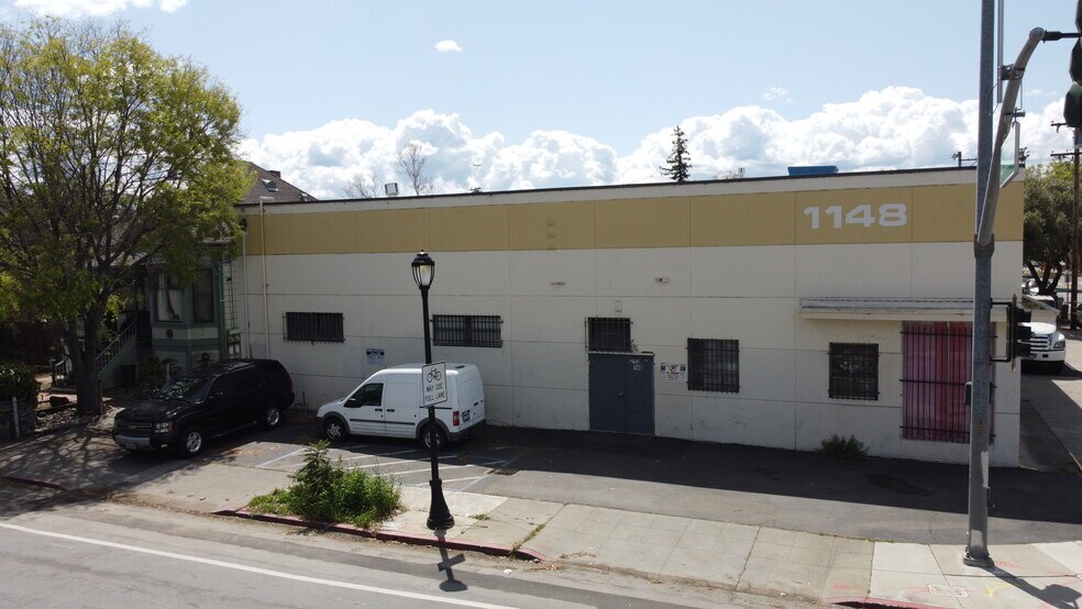 More Photos Of 1148 E San Antonio St, San Jose Warehouse For Sale