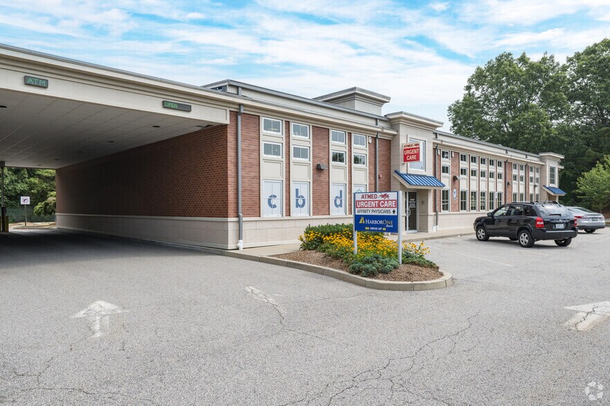More Photos Of 5750 Post Rd, East Greenwich Medical For Sale