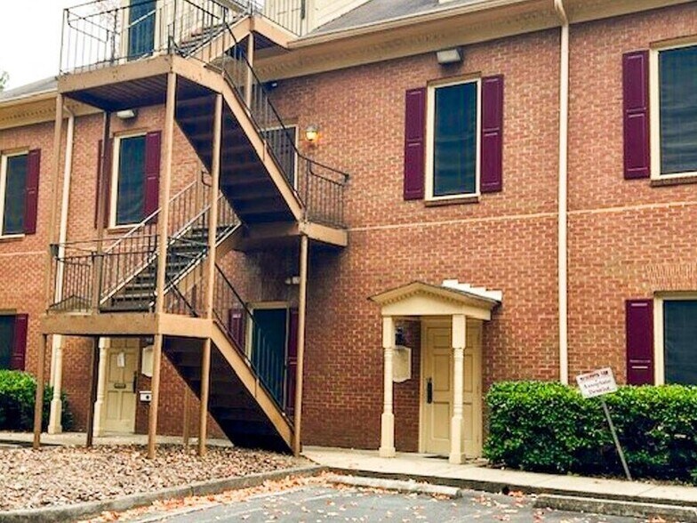 More Photos Of 900 N Hairston Rd, Stone Mountain Medical For Lease