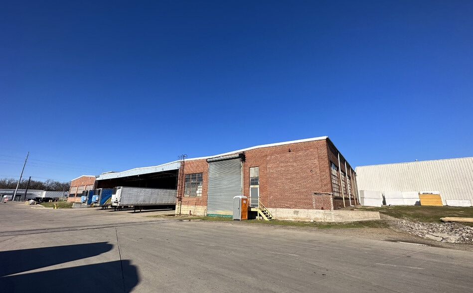 More Photos Of 4601 Newlon Rd, Fort Smith Distribution For Lease