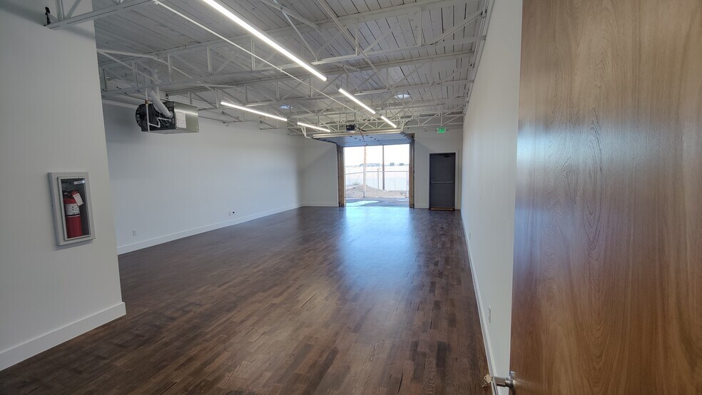 Primary Photo Of 2185-2187 S Sheridan Blvd, Denver Flex For Lease