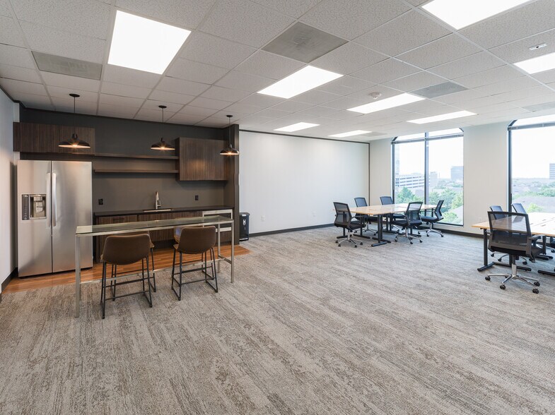 More Photos Of 3120 Southwest Fwy, Houston Coworking Space