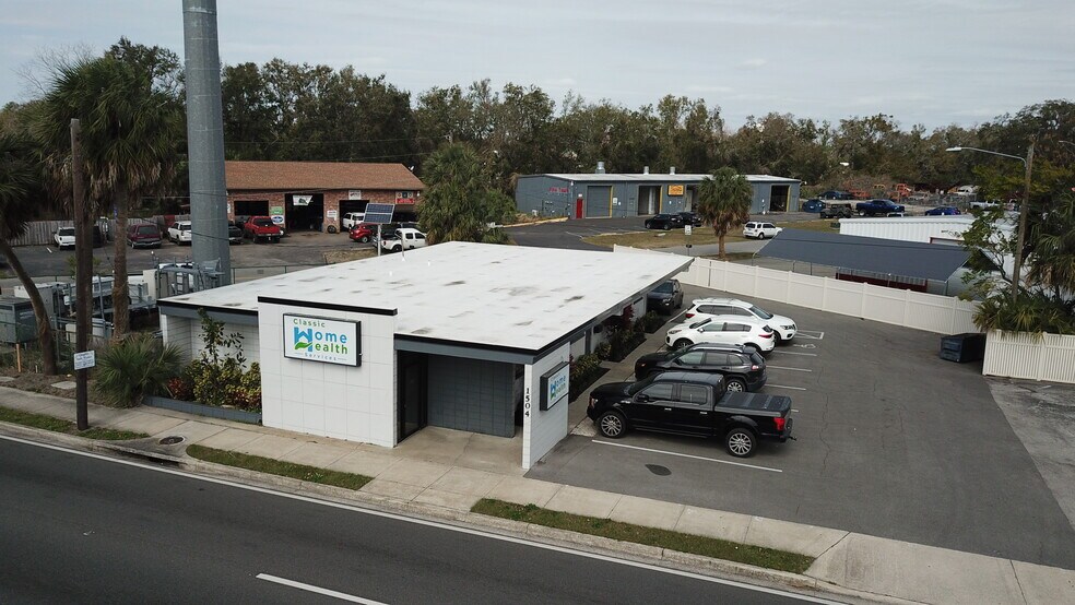 Primary Photo Of 1504 South St, Leesburg Medical For Sale