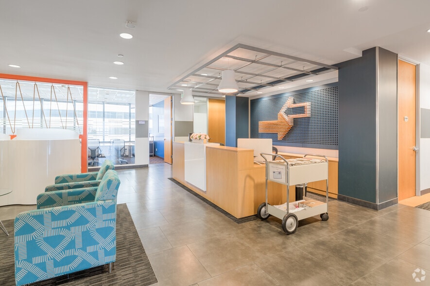 More Photos Of 12100 Wilshire Blvd, Los Angeles Office For Lease
