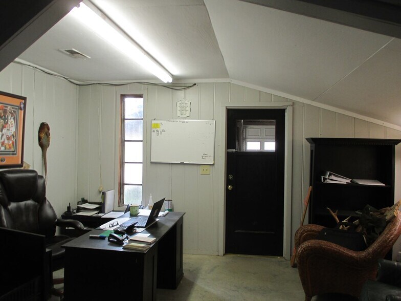 More Photos Of 3970 Camden Hwy hwy, Dalzell Land For Sale