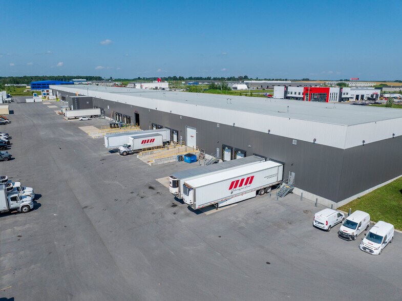 More Photos Of 379B Corduroy Rd, Ottawa Warehouse For Lease