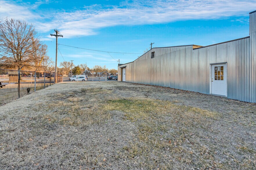 More Photos Of 57 Schuylkill Ave, Pottstown Warehouse For Sale