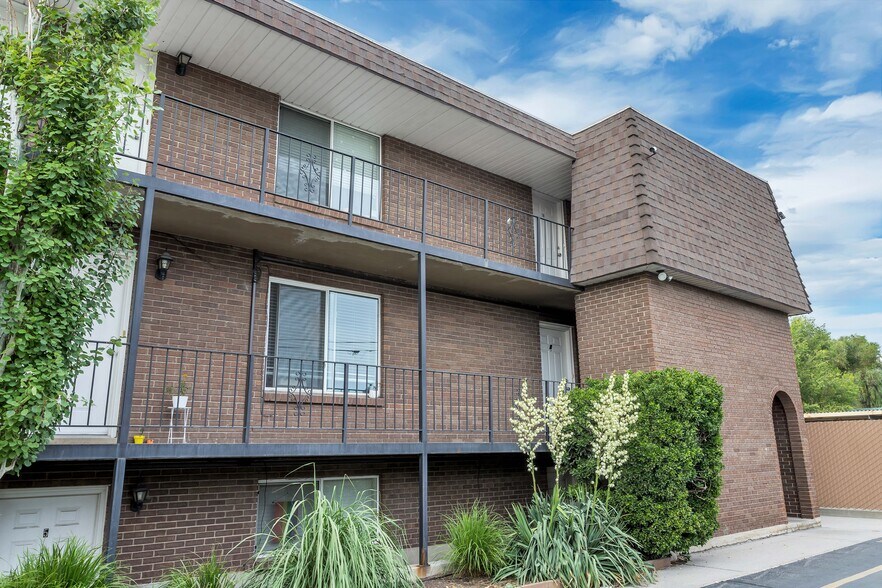 More Photos Of 2519 S 300 E, South Salt Lake Apartments For Sale