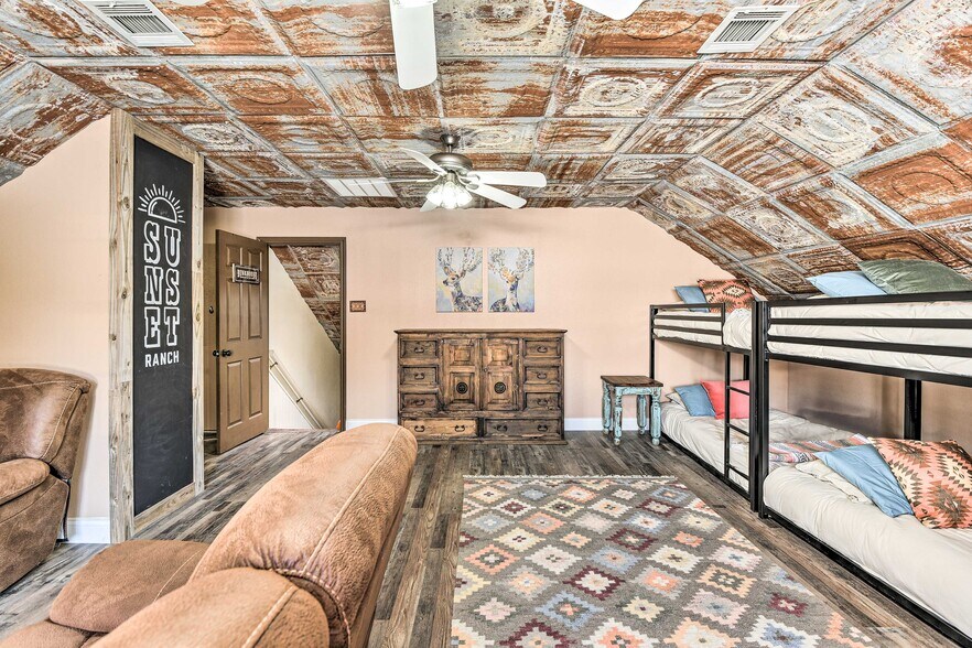 More Photos Of 3112 Sunset School Rd, Sunset Land For Sale