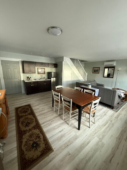 More Photos Of 50 Jacobs Rd, Moultonborough Hotel For Sale