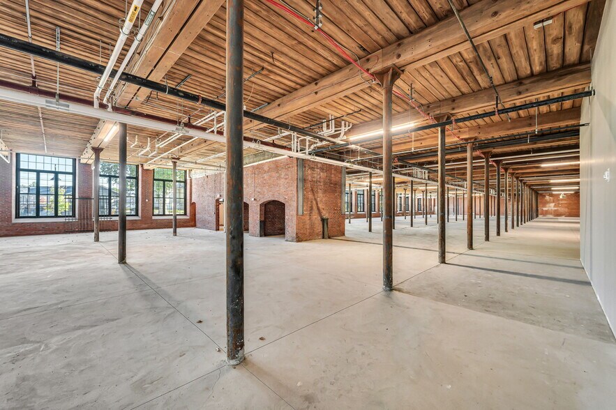 More Photos Of 100 State St, Ludlow Manufacturing For Lease