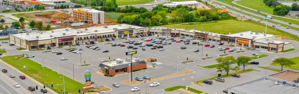 More Photos Of 100-172 Cedar Tree Sq, Belton Unknown For Lease