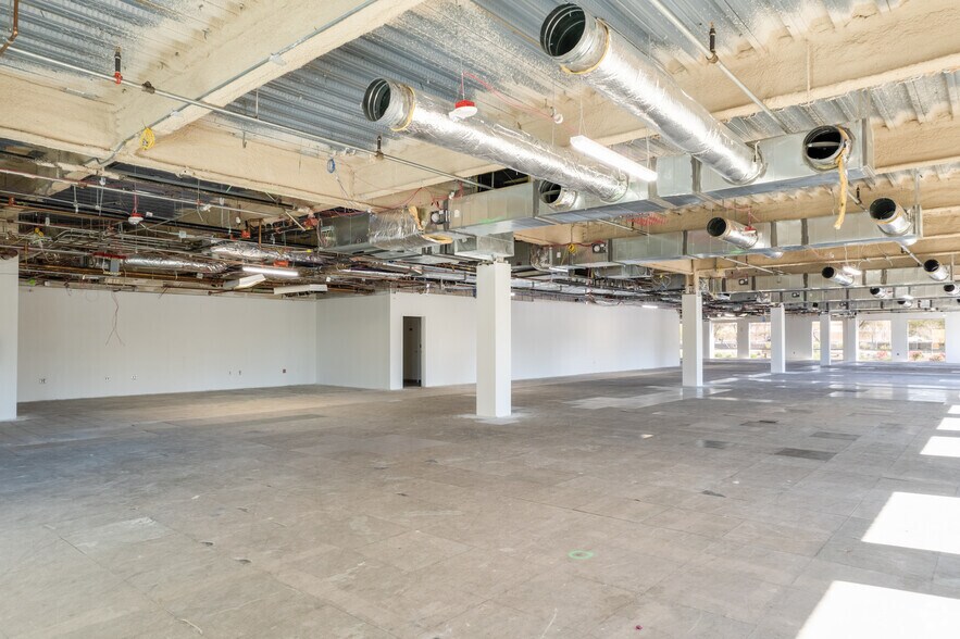 More Photos Of 20022 N 31st Ave, Phoenix Office For Lease