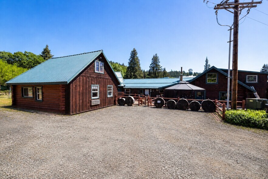More Photos Of 1258 Highway 141, White Salmon Hospitality For Sale