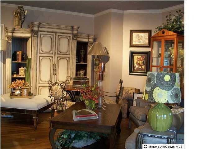 More Photos Of 19 N Main St, Marlboro Office Residential For Sale