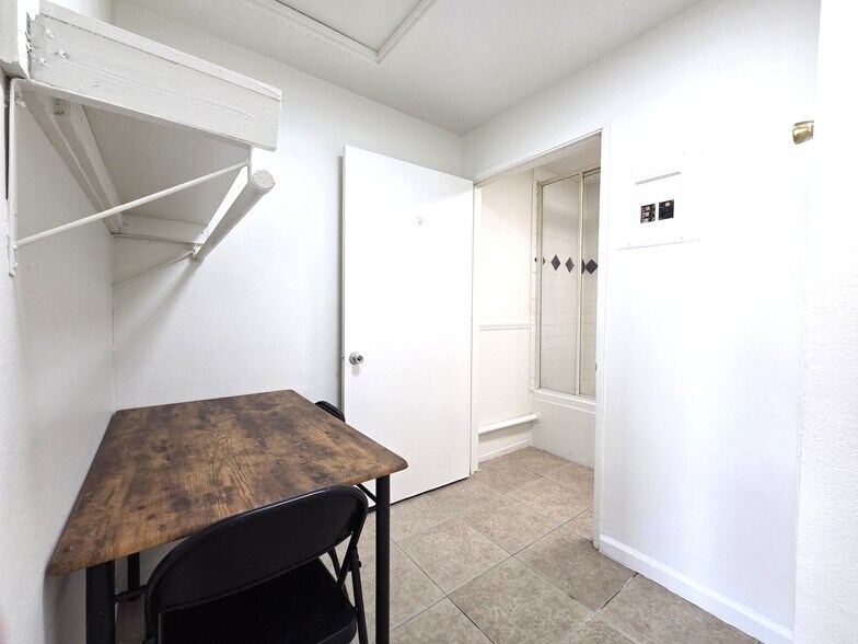 More Photos Of 4010-4018 W Commonwealth Ave, Fullerton Storefront Retail Residential For Lease