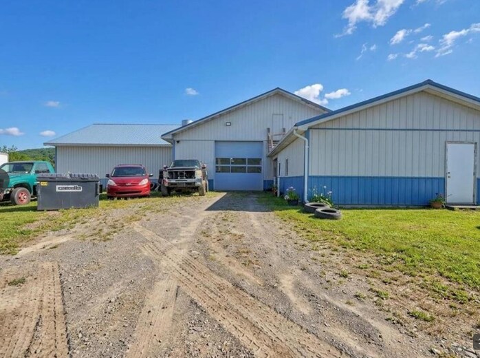 More Photos Of 5220 Maple Ln, Cuba Auto Repair For Sale