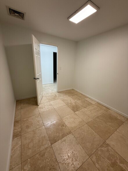 More Photos Of 30-63 38th St, Long Island City Office Residential For Sale