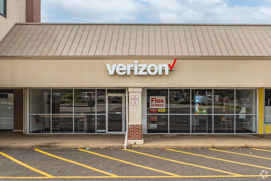 More Photos Of 9-29 Cornwell Dr, Bridgeton Storefront For Sale