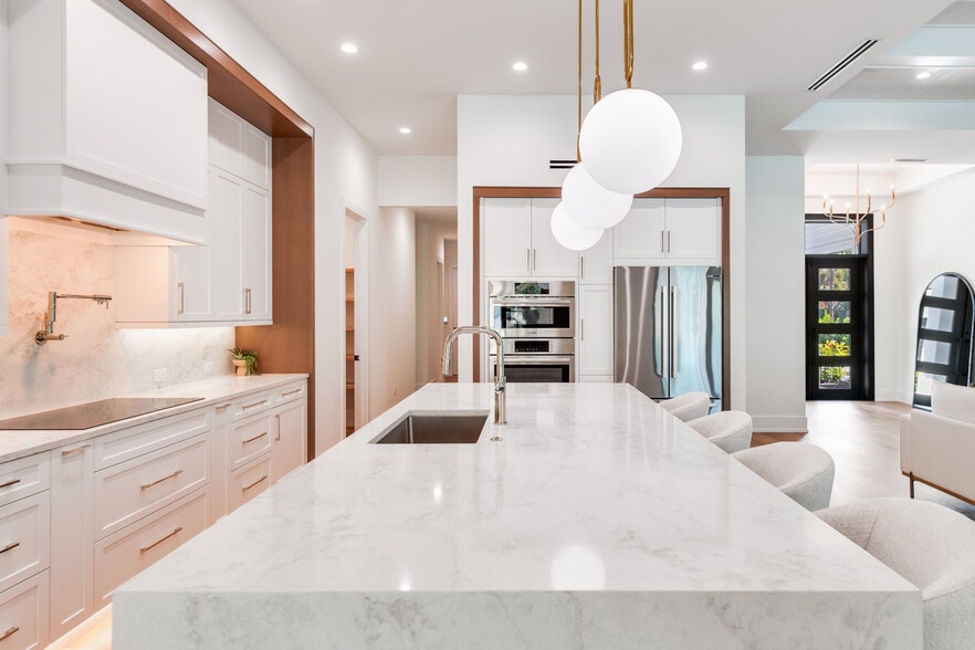 More Photos Of 3233 64th St SW, Naples Apartments For Sale