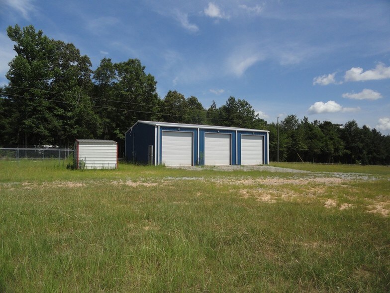 More Photos Of 235 Shiloh Church Rd, Ellisville Distribution For Sale