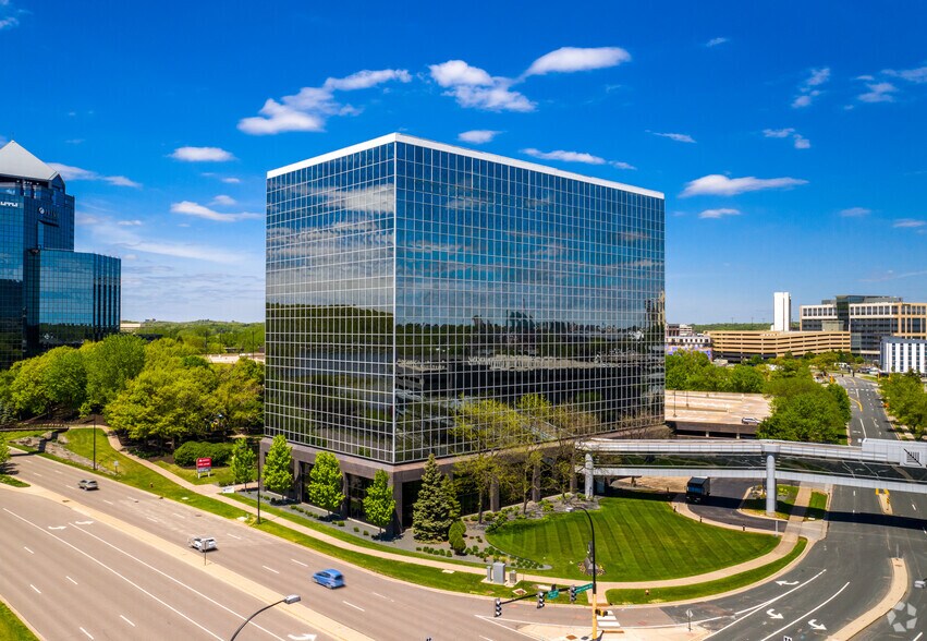 More Photos Of 8000-8500 Normandale Lake Blvd, Bloomington Unknown For Lease