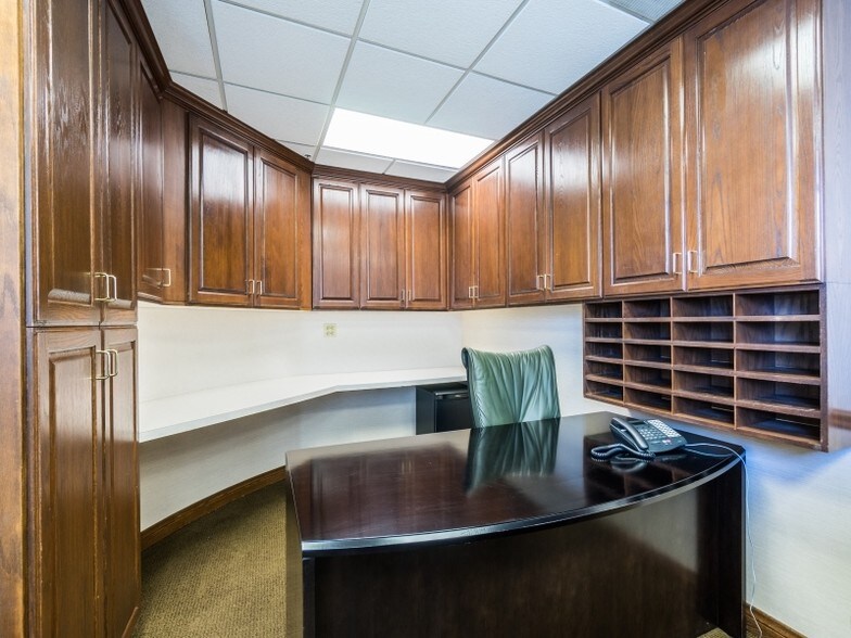 More Photos Of 1055 N 300 W, Provo Medical For Sale