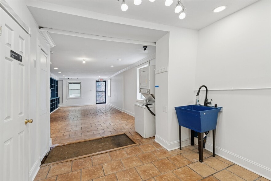 More Photos Of 2621 Sepviva St, Philadelphia Storefront Retail Residential For Sale