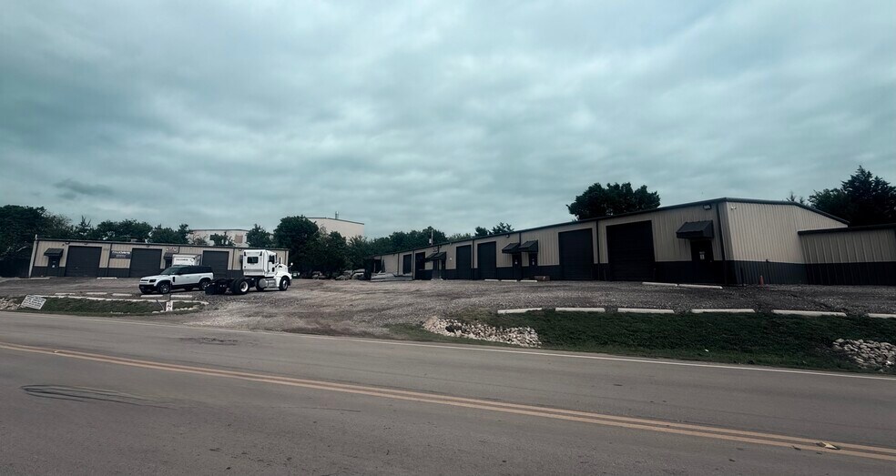 More Photos Of , Mansfield Unknown For Sale