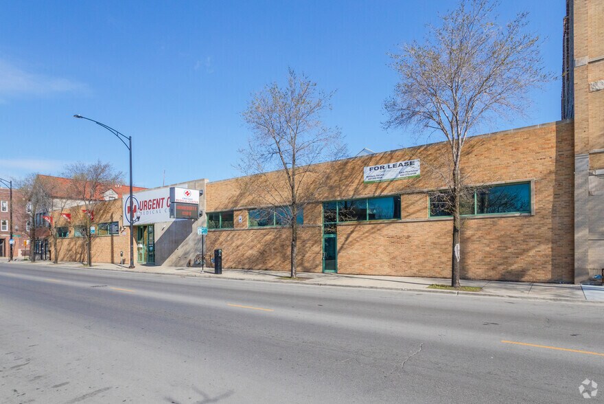 More Photos Of 3640 W Armitage Ave, Chicago Storefront For Lease